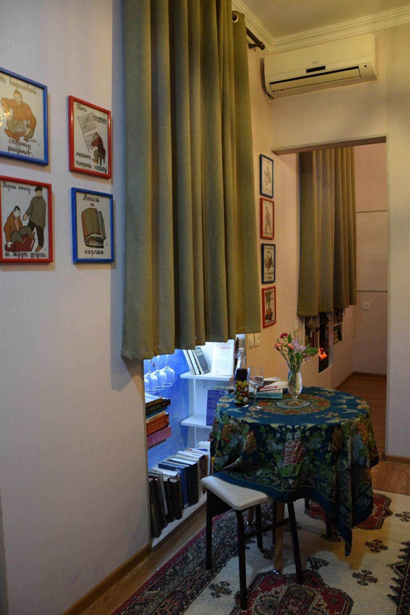 Ferienwohnung Librarians' Flat Tbilisi Exterior foto